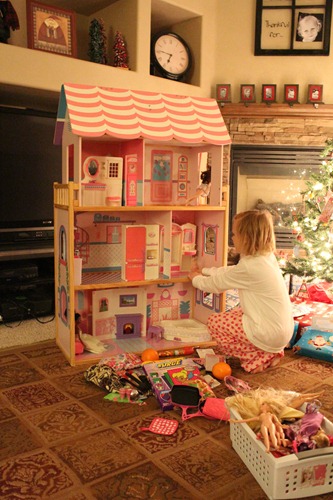 [a-Barbie-House-14.jpg]