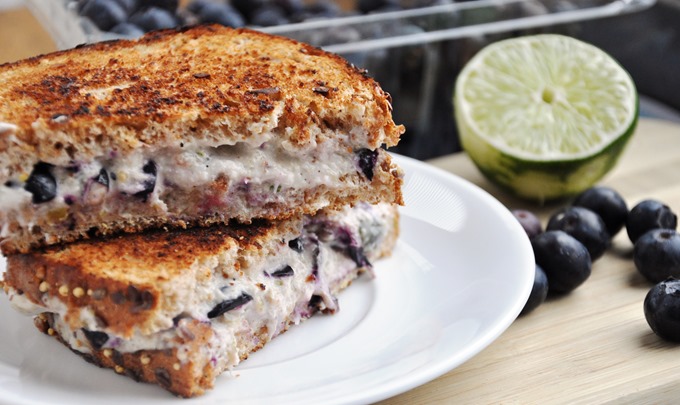blueberry cream cheese sandwich 041 blueberry cream cheese sandwich 041