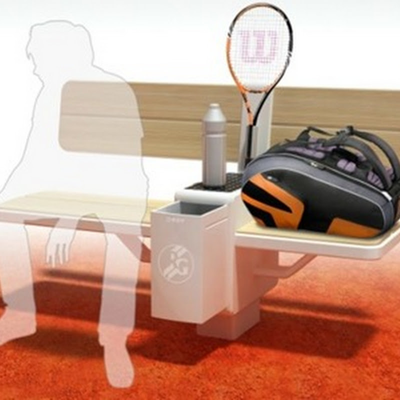Un banco de tenis ergonómico integrado con refrigerador alimentado por energía solar