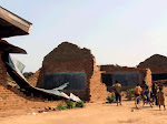 Une vue des salles de classe détruites par un orage, 31/10/2011, au village Tabacongo, près de Kalemie (Katanga/RDC). Radio Okapi/Ph. François Xavier Mibe