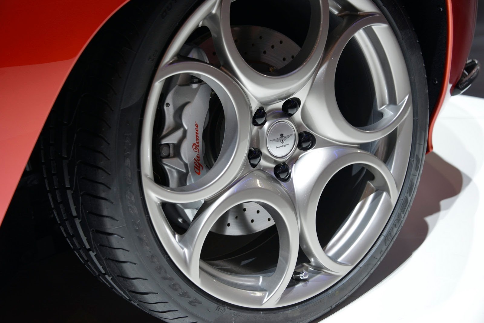 [Alfa-Romeo-Disco-Volante-3%255B2%255D.jpg]