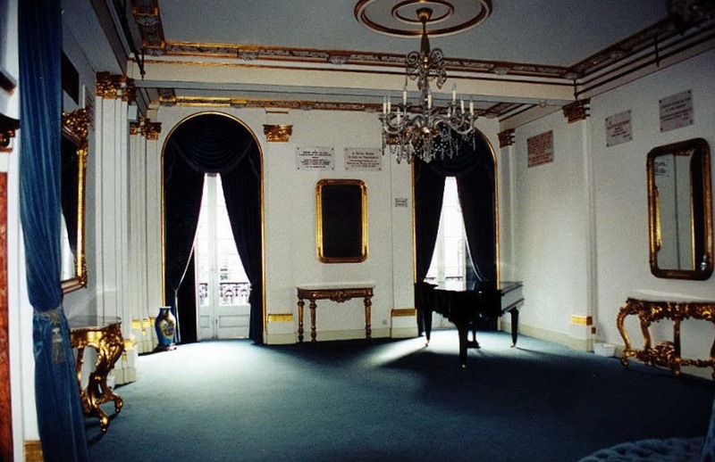 [Teatro-da-Trindade.85.jpg]