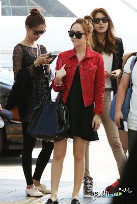 SNSD Yoona and Jessica with Korean bun