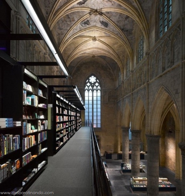 selexyz-library-livraria-holanda-igreja-desbaratinando (5) selexyz-library-livraria-holanda-igreja-desbaratinando (5)