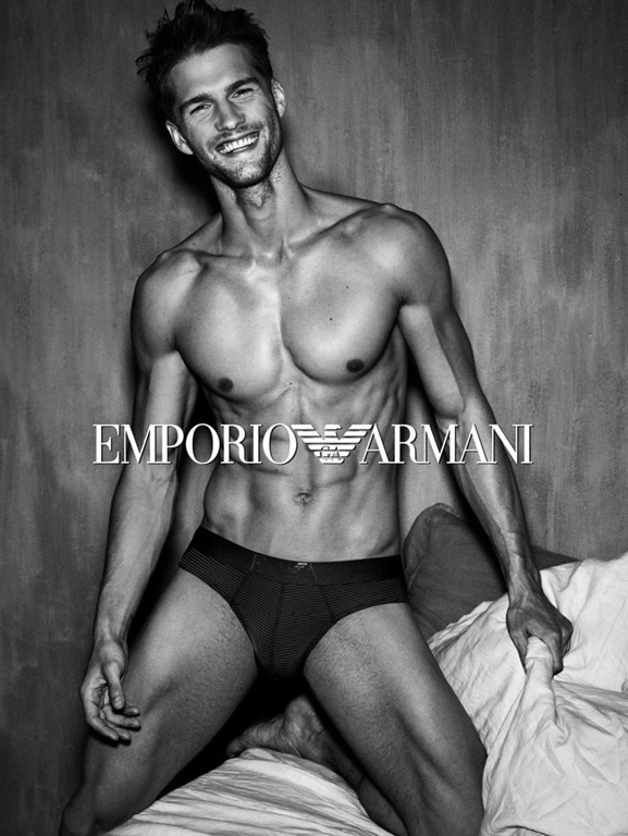 [Tomas-Skoloudik-for-Emporio-Armani-Underwear-2013-collection-05%255B2%255D.jpg]