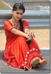 tapsee-latest-hot pic-in-saree