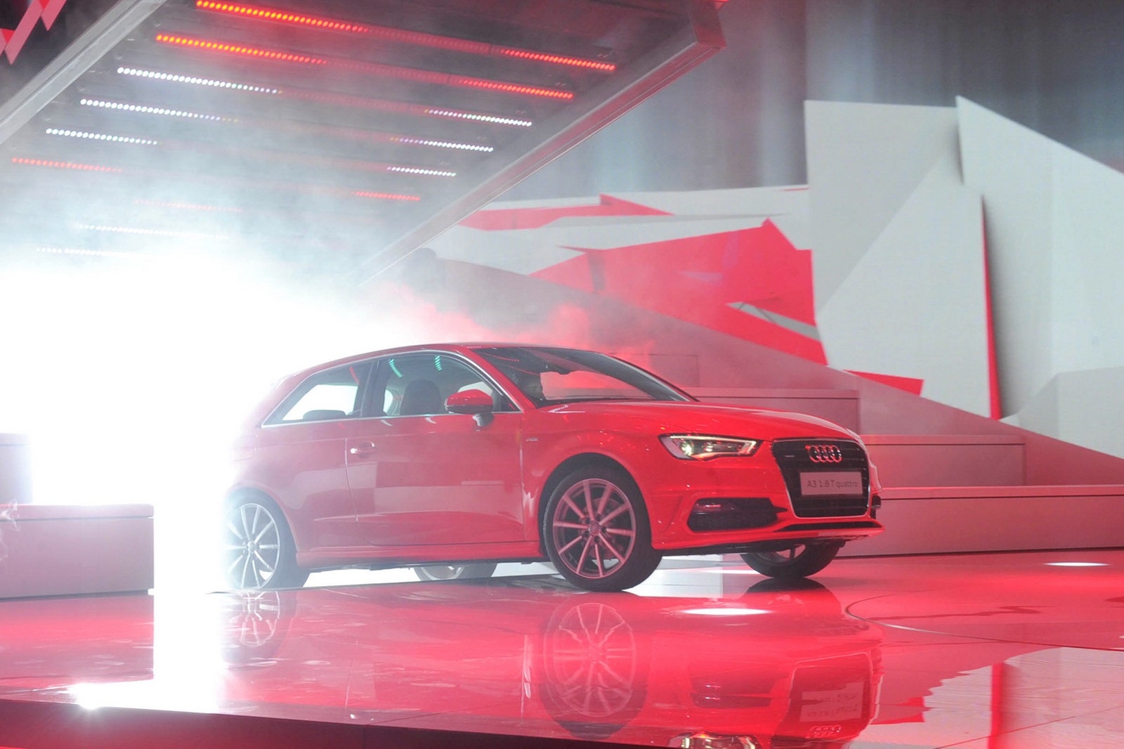 [2013-Audi-A3-3%255B2%255D.jpg]