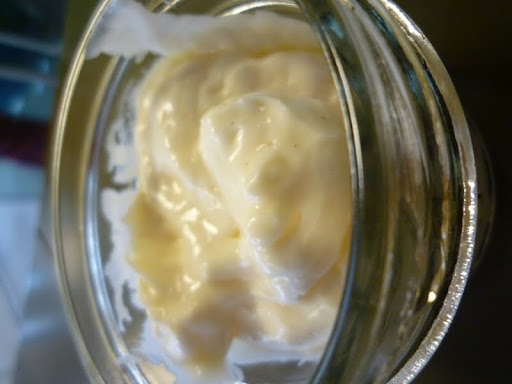 Hellman's Light