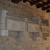 Tombes dins del Claustre del Monestir