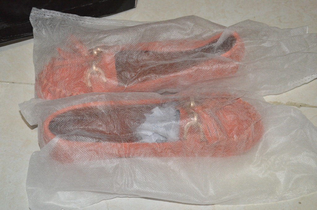 [orange%2520shoes%2520%25283%2529%255B3%255D.jpg]