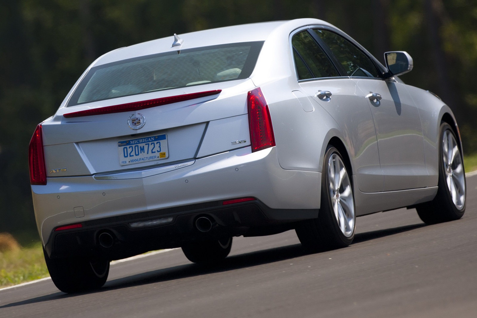 [2013-Cadillac-ATS-83%255B2%255D.jpg]