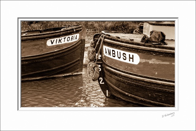 [P109084915x10H16x9DoubleMat3.jpg]