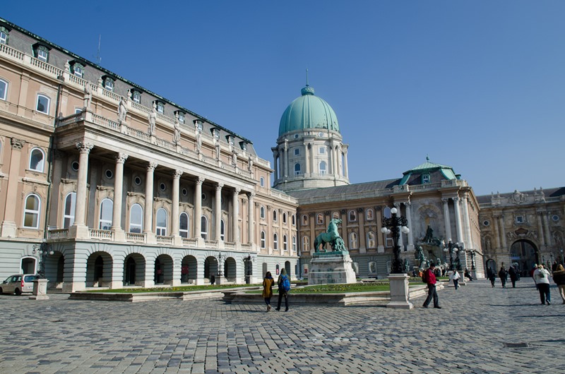 [Budapest-1073.jpg]