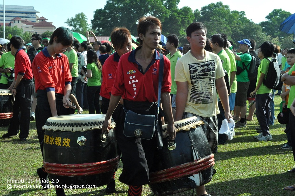 [2346_20120226_194_Stop%2520Lynas%255B3%255D.jpg]