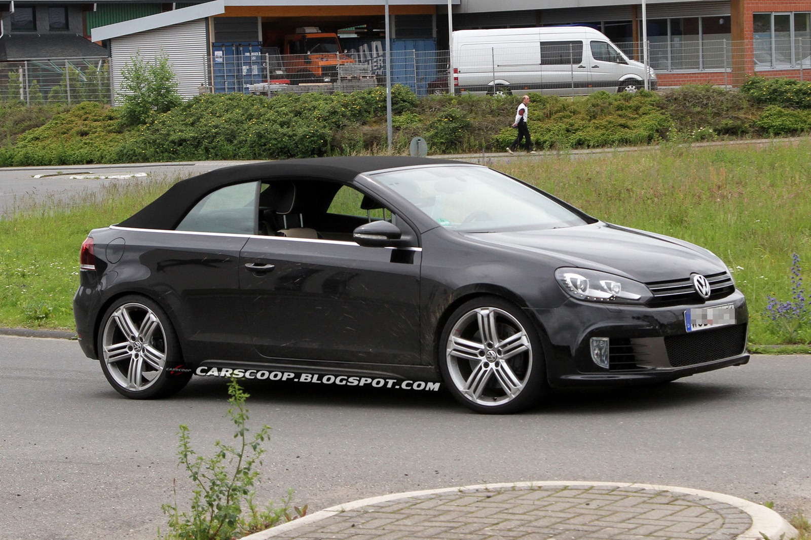 [2013-Volkswageb-Golf-R-Cabriolet-9%255B3%255D.jpg]