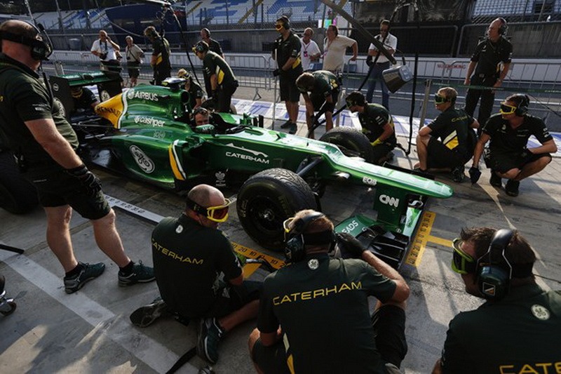 [Caterham-New-Sports-Car-4.jpg]