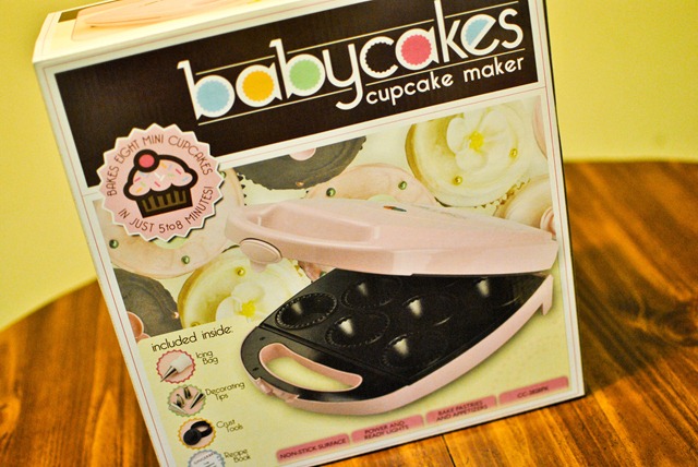 Babycakes cupcake maker pink