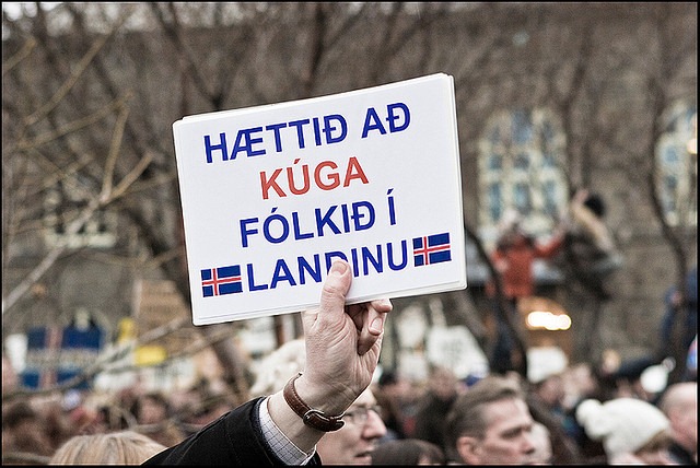 [20110408_Islandia.mobilizacion.protesta%255B6%255D.jpg]