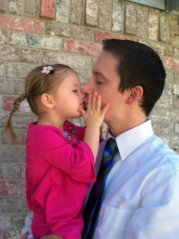 [Mackenzie%2520and%2520Daddy%25201%255B4%255D.jpg]