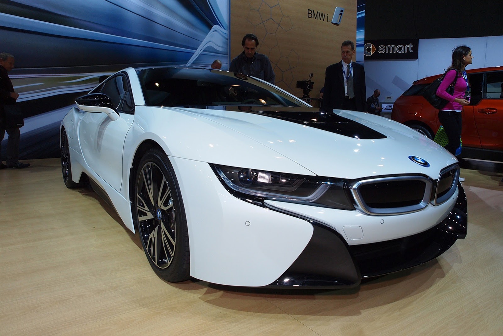 [BMW-i8-2013-LA-Auto-Show-3%255B2%255D.jpg]