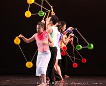 [Diabolo_Dance_Theater_of_Taiwan%255B15%255D.jpg]