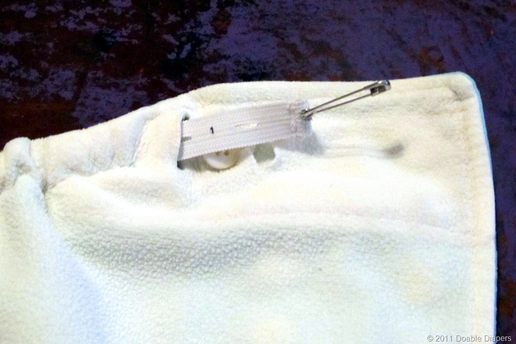 [Changing%2520the%2520Elastic%2520in%2520FuzziBunz%2520diapers%255B7%255D.jpg]