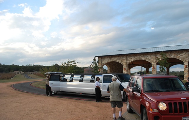 [BlackDiamon%2520LimousineServices%255B3%255D.jpg]