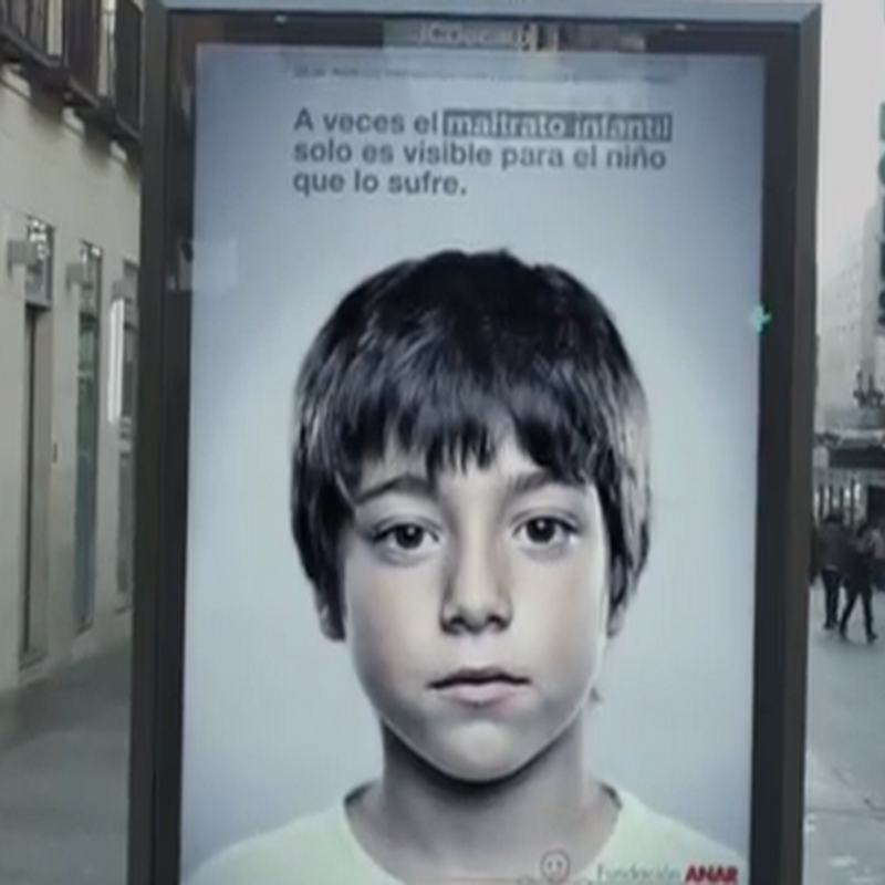 Sólo para niños. De GREY para la Fundación Anar.