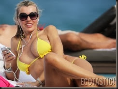 rita-rusic-yellow-bikini-in-miami-01-900x675