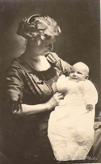 Postcard Bereyle Claudia Streeter DL Antiques Postcard Bereyle Claudia Streeter DL Antiques