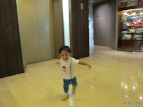 พู่กันฉลองวันเกิดยาย ตา