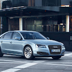 2012 Audi A8 Hybrid 003.jpg