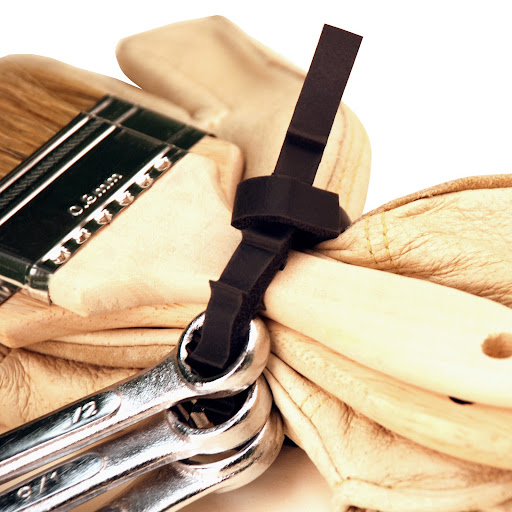 The Pro's design also allows it to hold even weighty objects, like these wrenches. You can bundle objects together for specific projects so they're always ready.