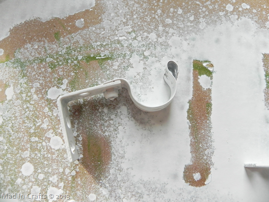 curl over end of bracket curl over end of bracket