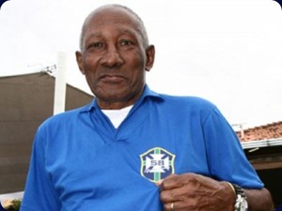 Djalma-Santos-300x225 Djalma-Santos-300x225