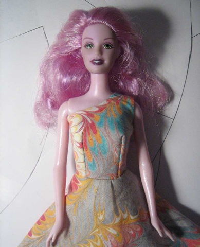 [Barbieoneshoulder32.jpg]