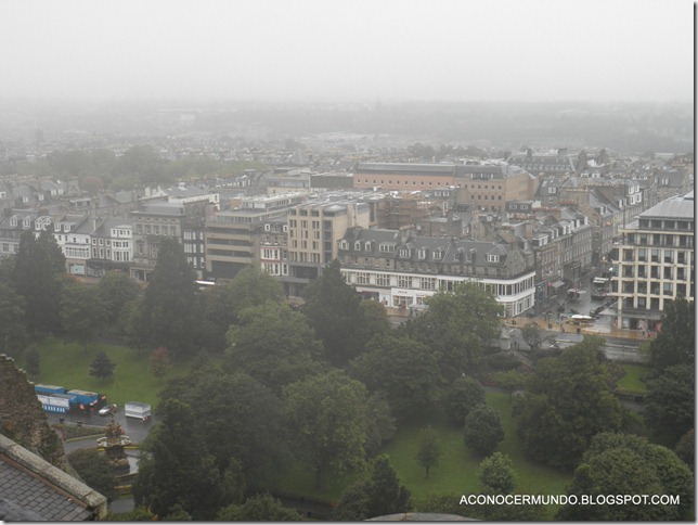 Edimburgo. vistas de la ciudad desde el Castillo-PA090499