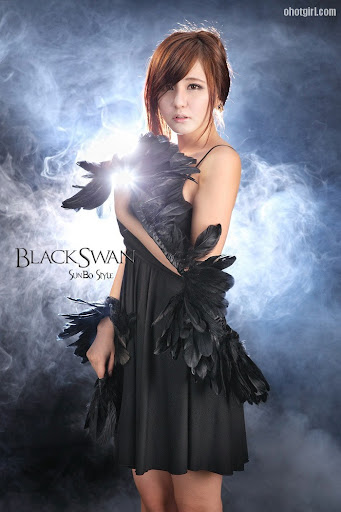 Ryu Ji Hye - Black Swan