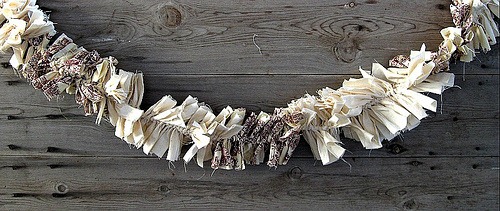 [scrap%2520garland%255B2%255D.jpg]