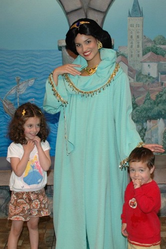 397748_10150558521926900_63775778_n