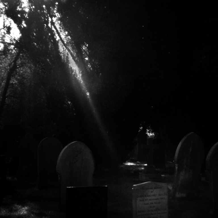 [The-Graveyard-9%255B3%255D.jpg]