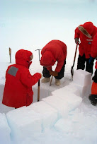 Cutting_Snow_Blocks.jpg
