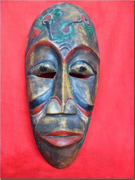 Topeng Lombok besar marked Topeng Lombok besar marked