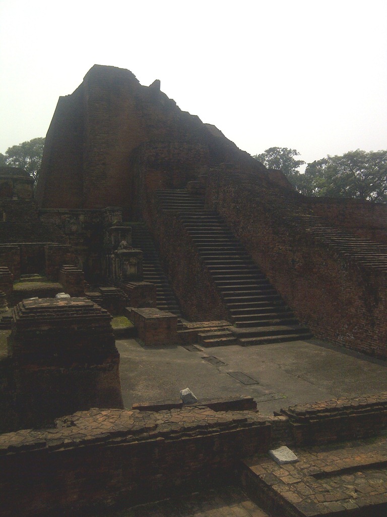 [nalanda3.jpg]