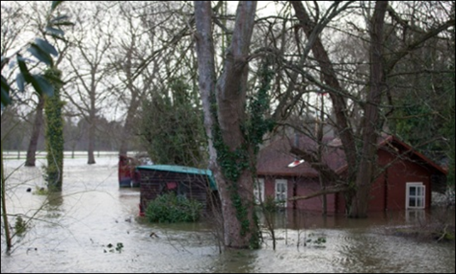 Flooding from the river Thames at Datchet in Berkshire, 9 February 2014. Photo: Mark Kerrison / Demotix / Corbis