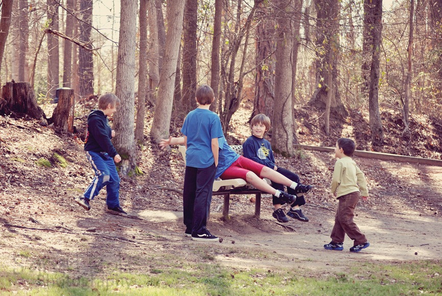 [boys-at-park%255B2%255D.jpg]