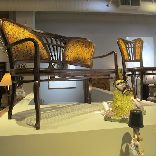 These chairs (silk screen, the fabric on the backboard, etc.)