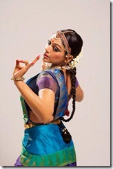 shobhana dancing amazing photo