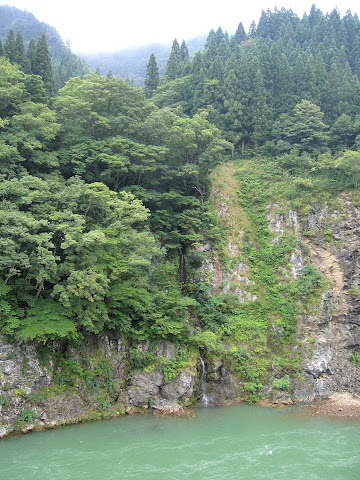 真背戸の滝