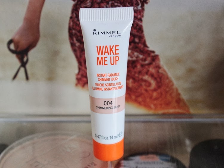 rimmel wake me up instant radiance shimmer touch shimmering sand review